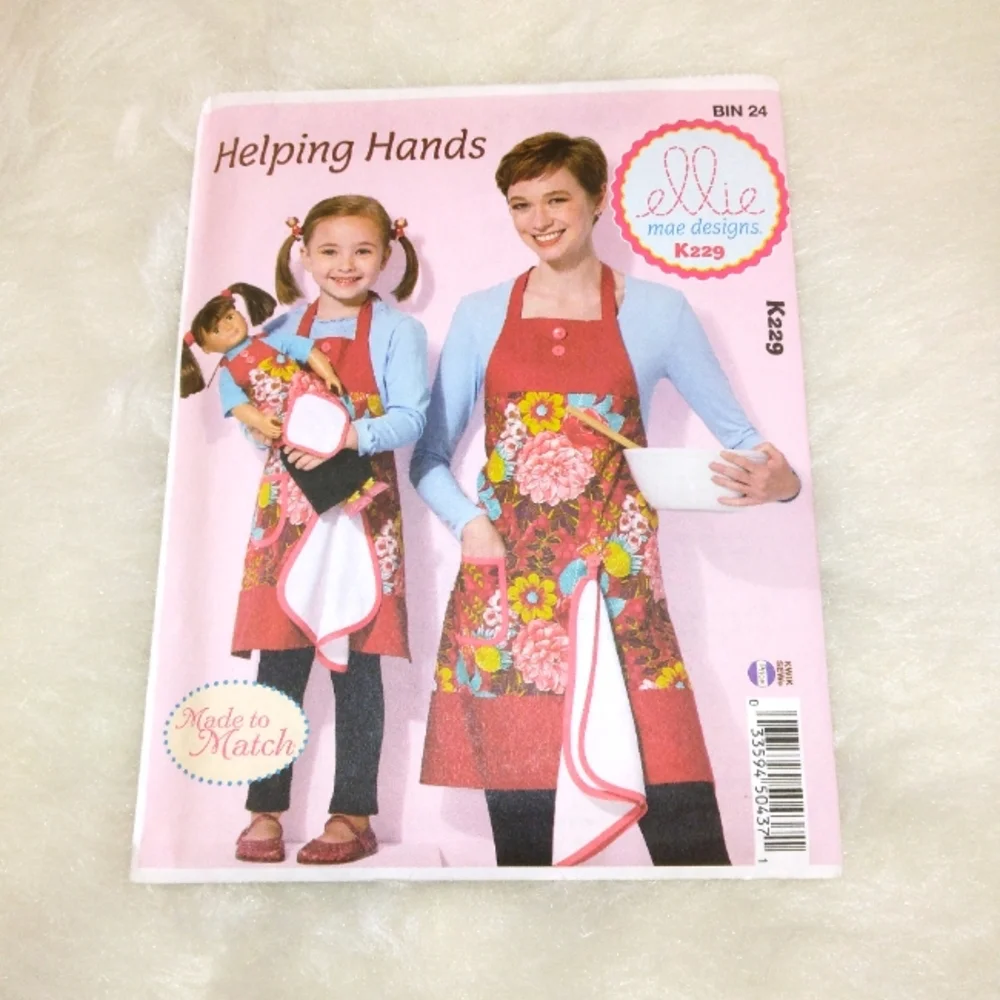 Kwik Sew K229 Aprins for adukt, child, American Girl Doll